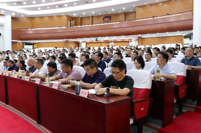 理論教學 攝影:王建峰