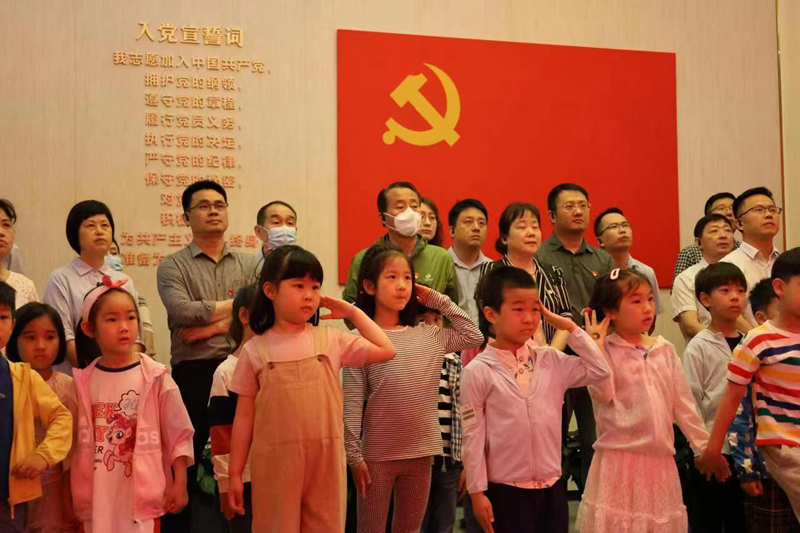 參觀一大紀念館 攝影:張凡效